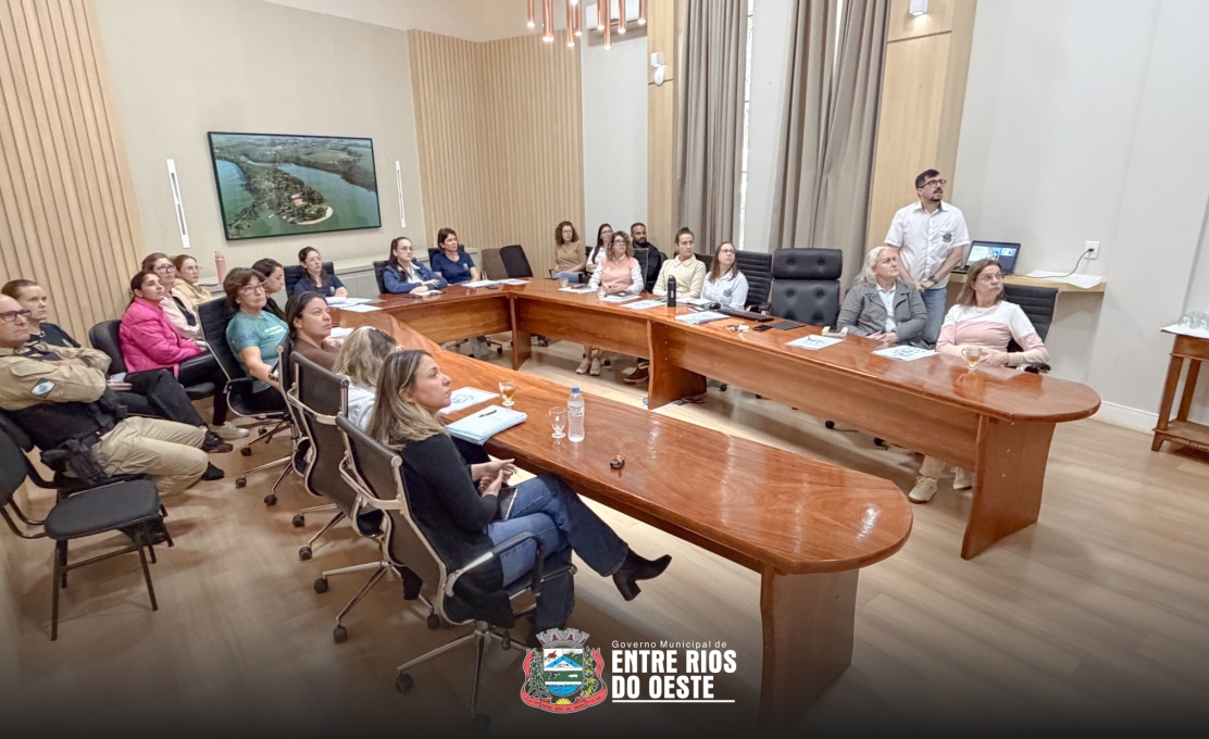 REUNIÃO DA REDE DE PROTEÇÃO À CRIANÇA E AO ADOLESCENTE EM ENTRE RIOS DO OES...