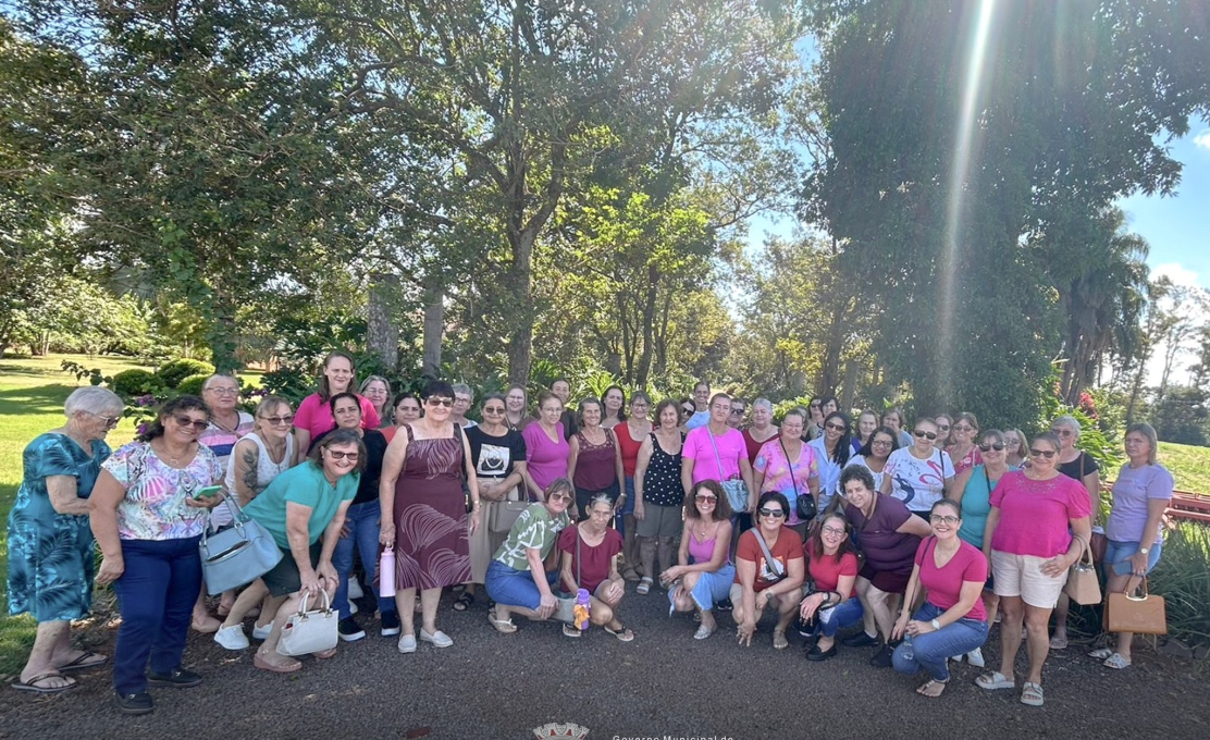 PASSEIO DO CLUBE DE MÃES AO SÍTIO DAS ORQUÍDEAS