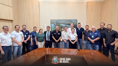 VISITA DO SECRETÁRIO DE ESPORTES DO PARANÁ A ENTRE RIOS DO OESTE