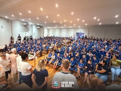 AÇÃO SOLIDÁRIA DO LIONS CLUBE ENTRE RIOS E COLGADE EM PROL DA SAÚDE BUCAL