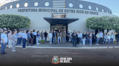 ENTRE RIOS DO OESTE INICIA A SEMANA DA PÁTRIA COM ATO CÍVICO